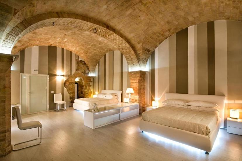 Hotel Degli Affreschi image 3