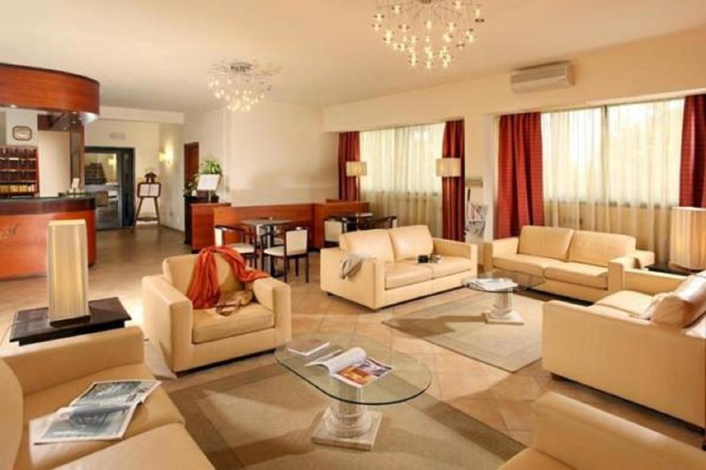 Hotel Cassia image 1