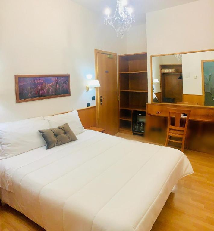 Hotel Cassia image 2
